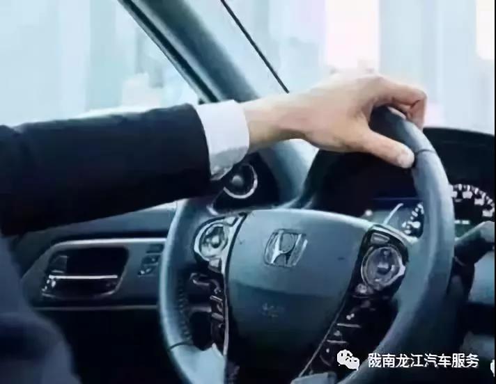 汽車年審、保養(yǎng)｜龍江汽車服務(wù)送您福利紅包！